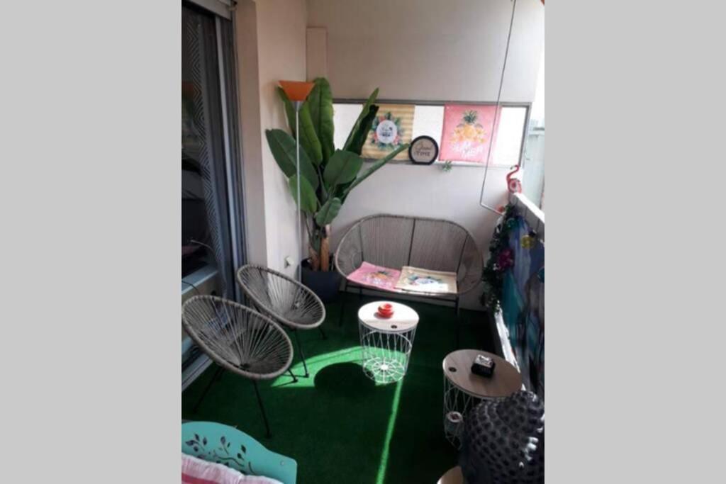 Chaleureux Appart 2 Pieces Entierement Renove. Apartman Saint-Laurent-du-Var Kültér fotó
